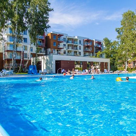 Apartament Polanki Kolobrzeg Z Podgrzewanym Basenem Exterior photo